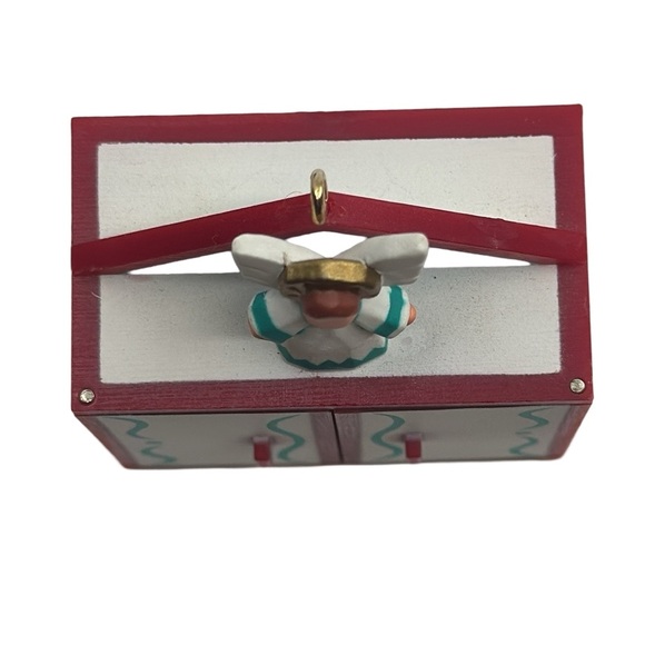 Hallmark Keepsake Ornament‎ 1989 Miniature Creche Nativity - Last in Series! - Picture 6 of 8